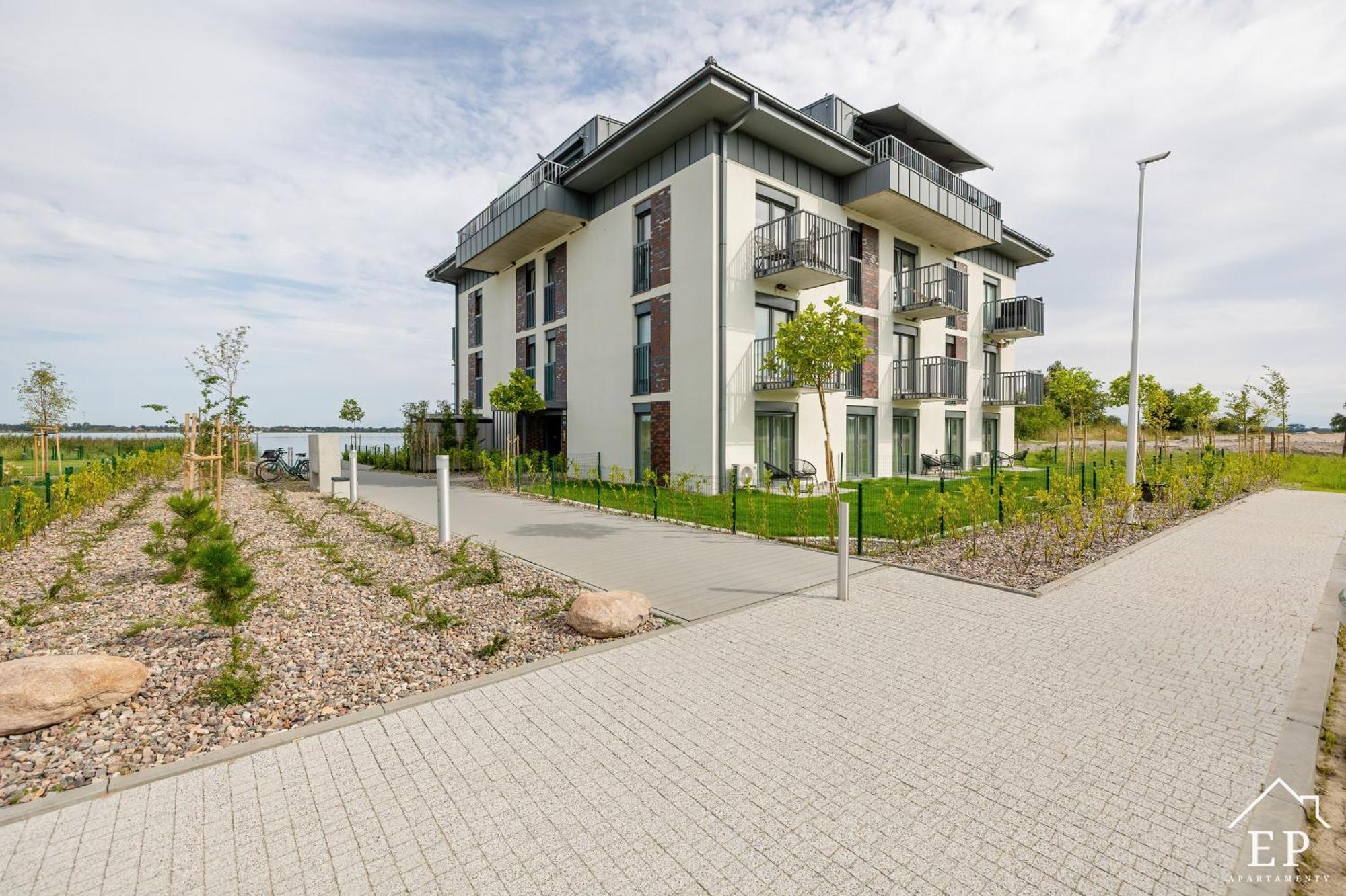 Apartment Marina 22 Luksusowy Z Widokiem Na Rzeke Polwysep Epapartamenty Dziwnow